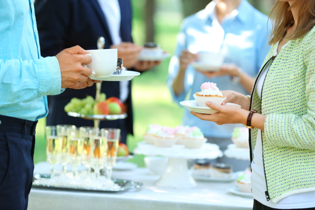 Coffee and lunch break outside at event